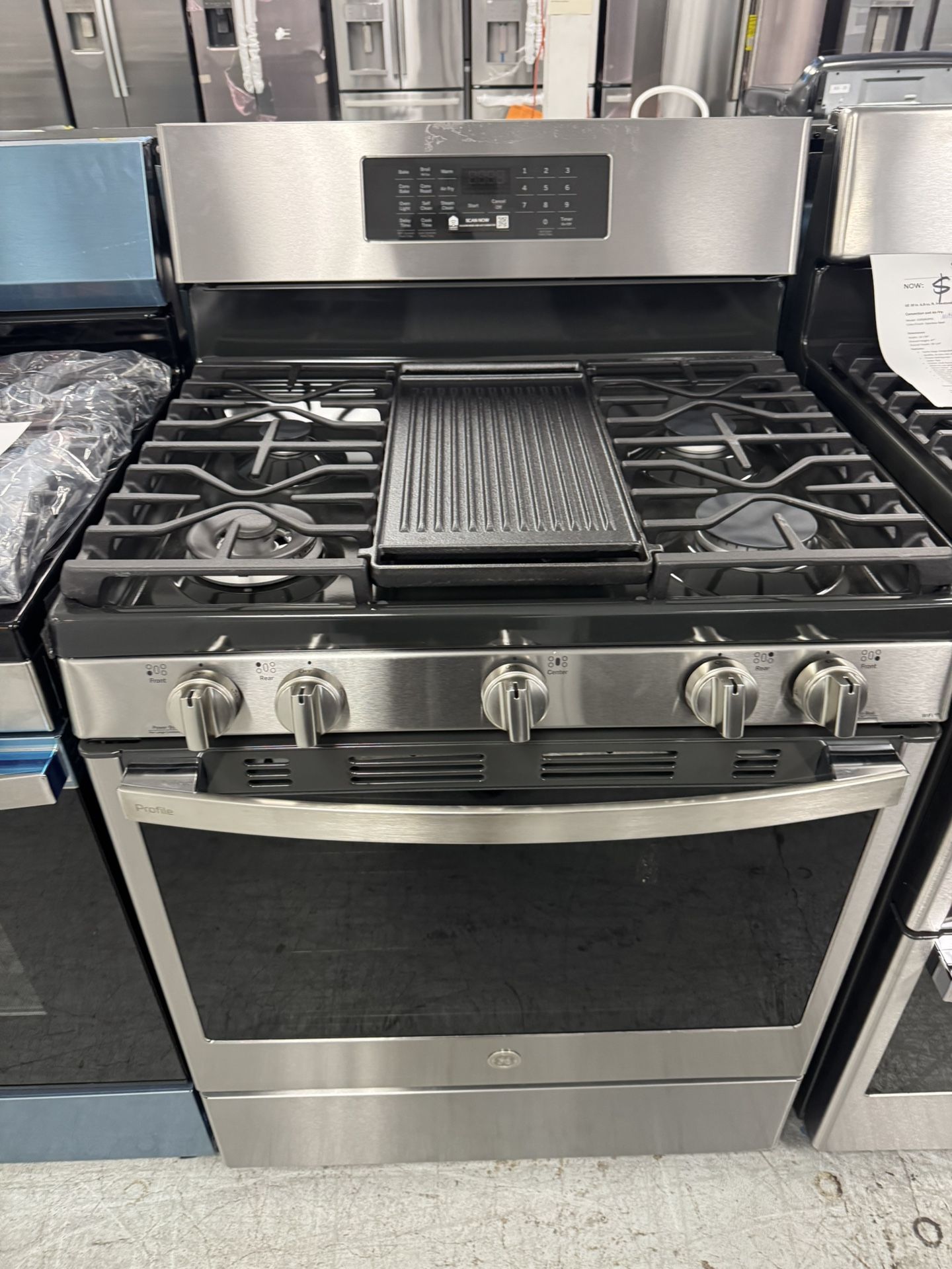GE Profile 30 Inches 5 Burner Gas Range With Convection And Air Fly