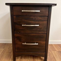 Tradewins Wood Nightstand 22x19x31