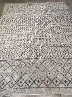 Geometric Pattern 8x10 Area Rug 