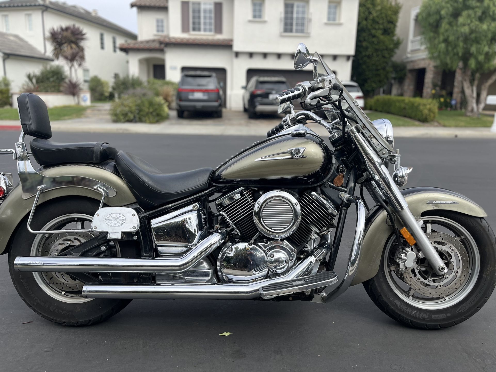 2005 Yamaha V star 1100