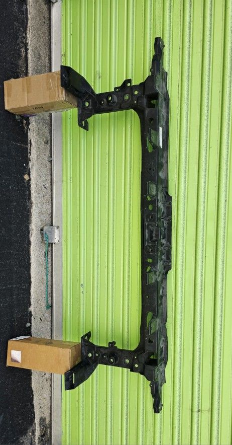 2008-2009-2010-2011-2012-2013-2014-2015-2016-2017 LINCOLN NAVIGATOR ✅️✅️💯👌[OEM] RADIATOR SUPPORT 