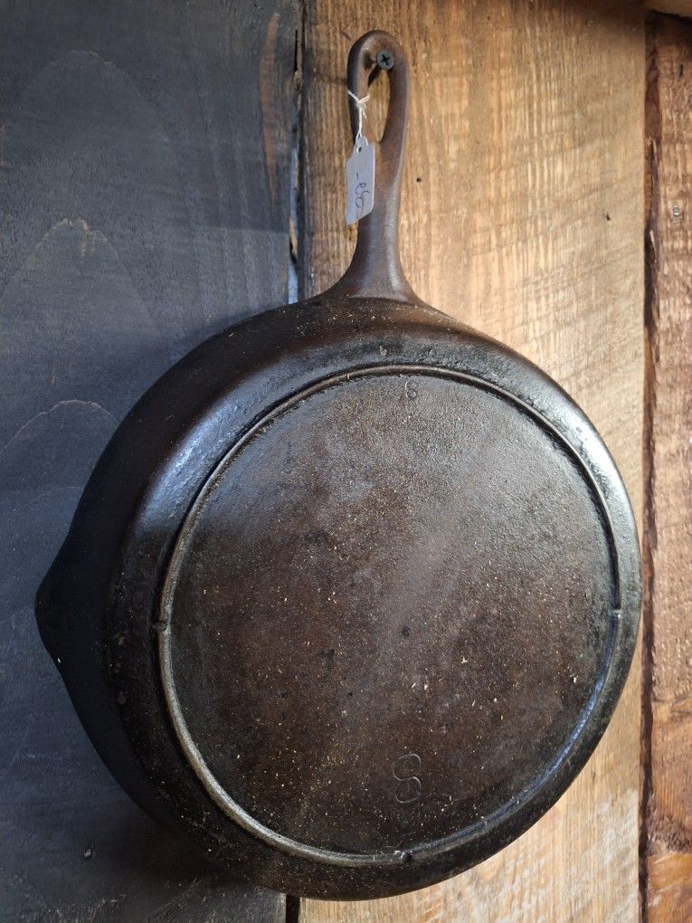 No. 8 Cast Iron Skillet