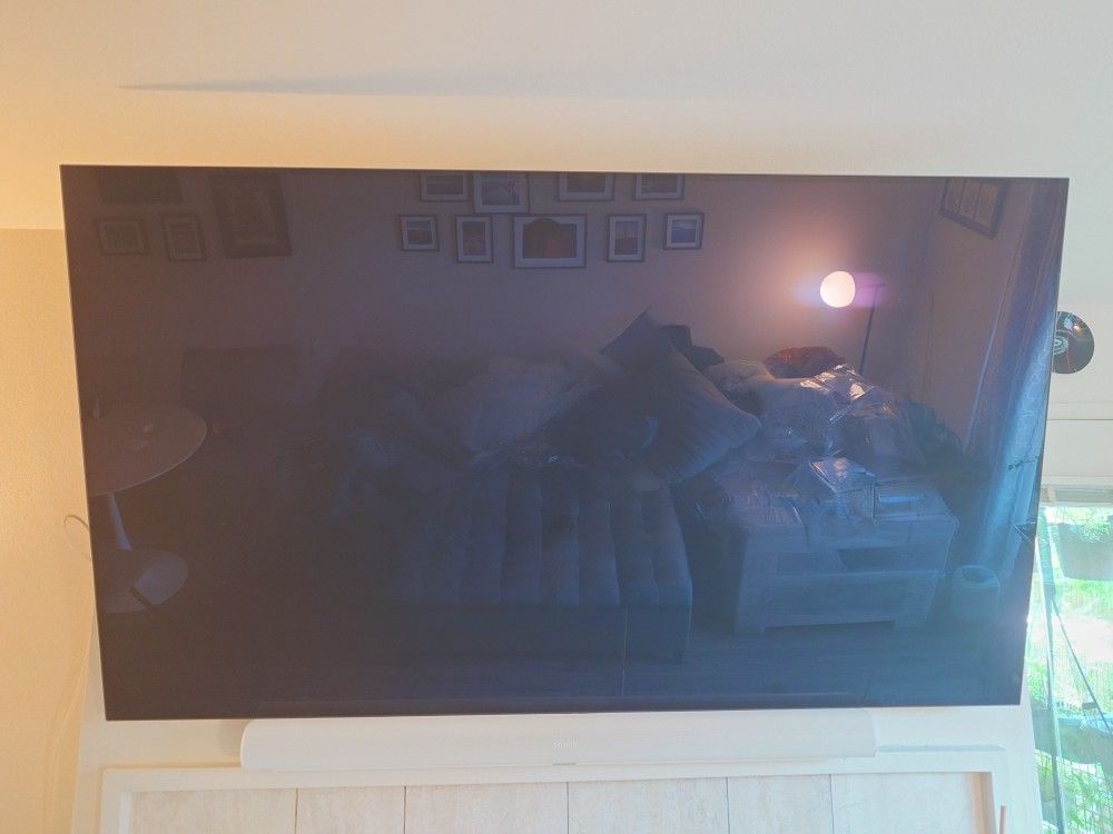 77" LG OLED77CXPUA flatscreen TV