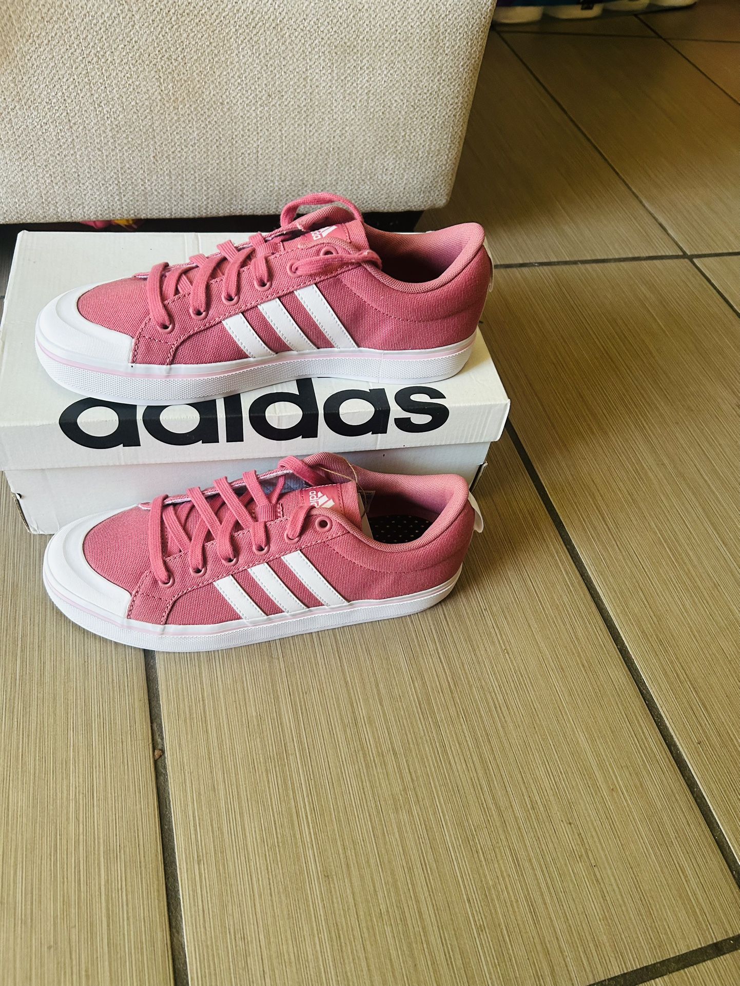 adidas gazelle silver green womens Adidas-F-Chaussure Bravada Mid 2.0 – Sport & Chic