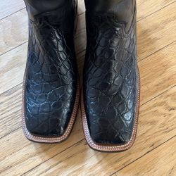 Black Belly Of The Alligator Cowtown Boots. Size 11D