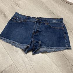 Denim shorts,
