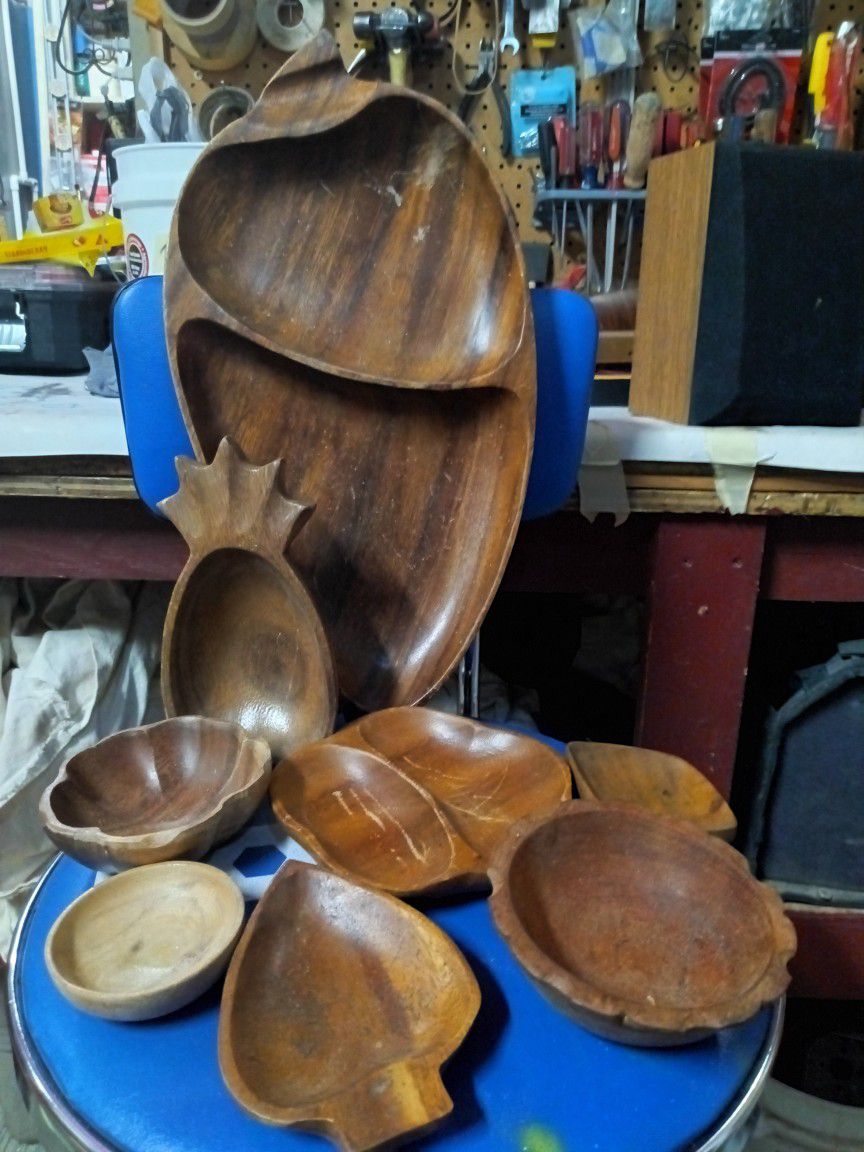 MISC Wooden bowls, Coasters, Speakers 😂