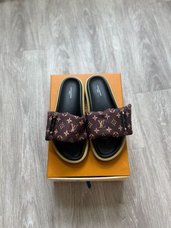 size 9 sandals available new