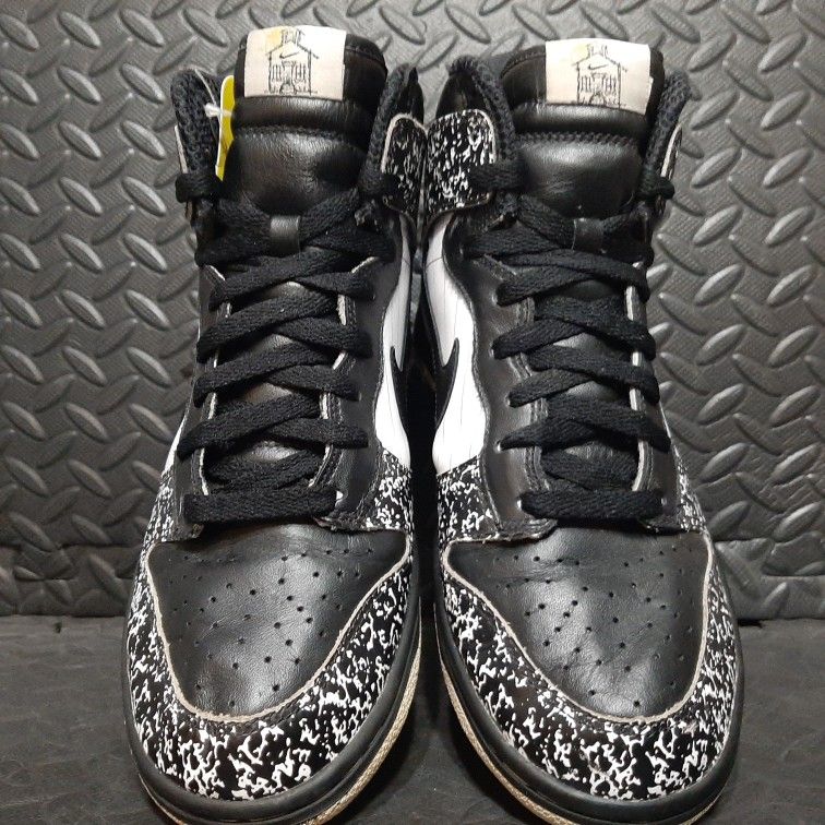 Nike Dunk High Nikebook shoes 316923-101 size 9 for Sale in  display picture 1
