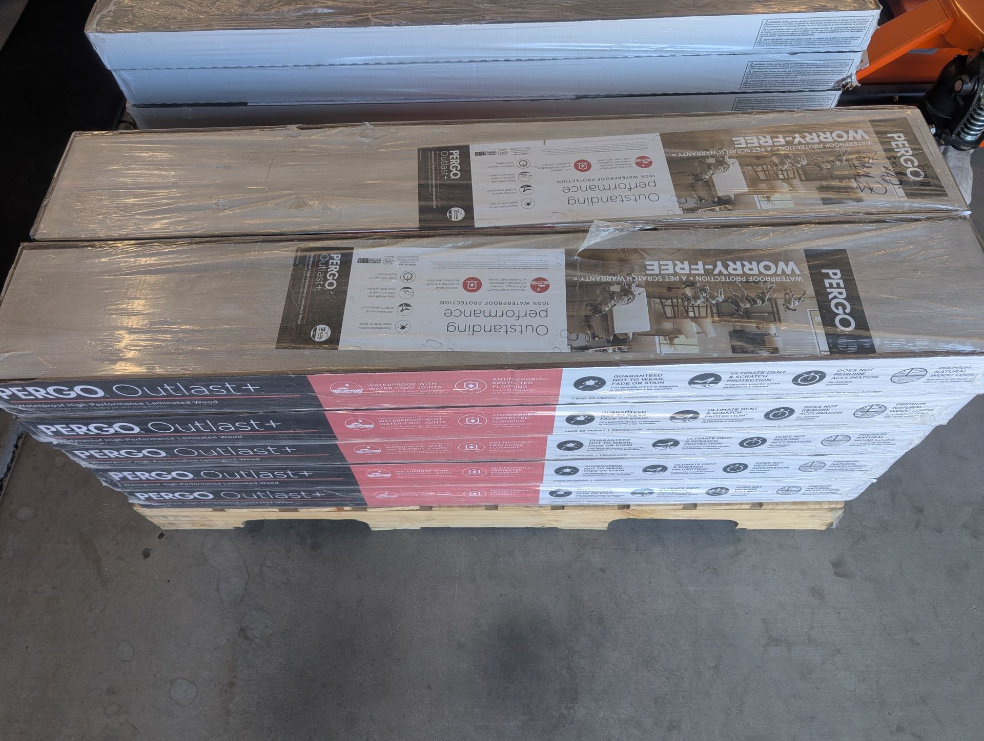 Waterproof Laminate Wood Flooring, 196 SQ FT