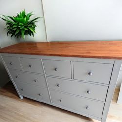 Dresser Like new condition!