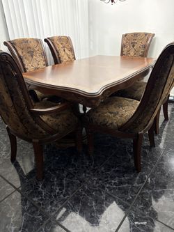 comedor de madera