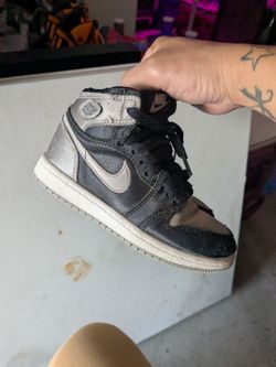 Jordan 1 size 11c