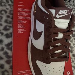 WMNS Nike Dunk Low