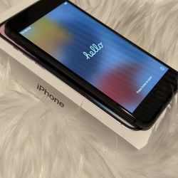 UNLOCKED IPHONE 8 PLUS 