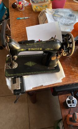 ANTIQUE COLLECTORS,My SINGER SEWING MACHINE 1931 Model