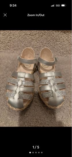 Brand New - UGG KIDS SANDALS
