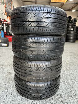 Tires 225/40R18 Arroyo