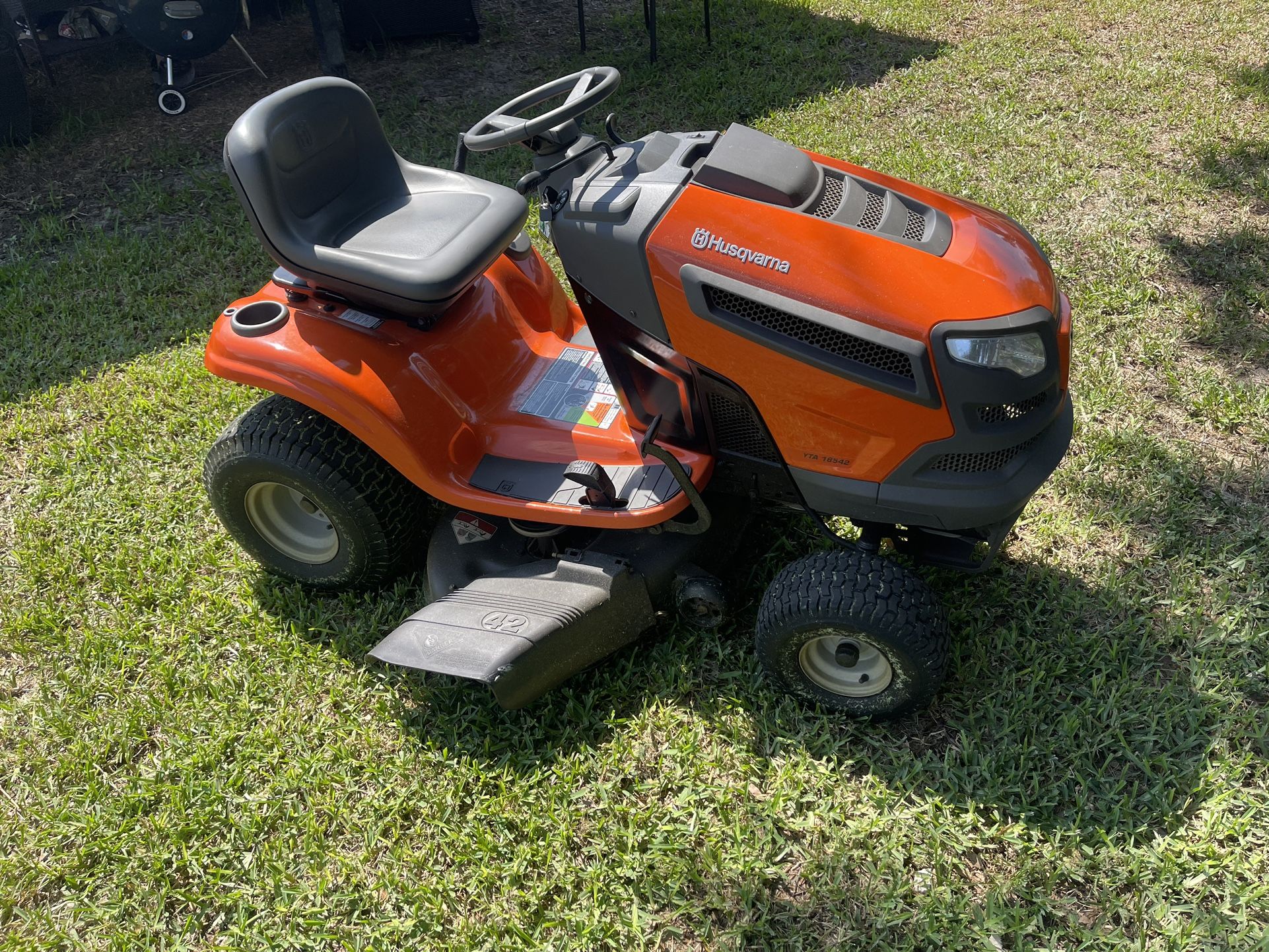 Husqvarna YTA18542 42in 18.5HP Riding Lawn Mower for Sale in