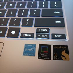 Touchscreen Samsung Galaxy Book4 Edge Brand New In Box 