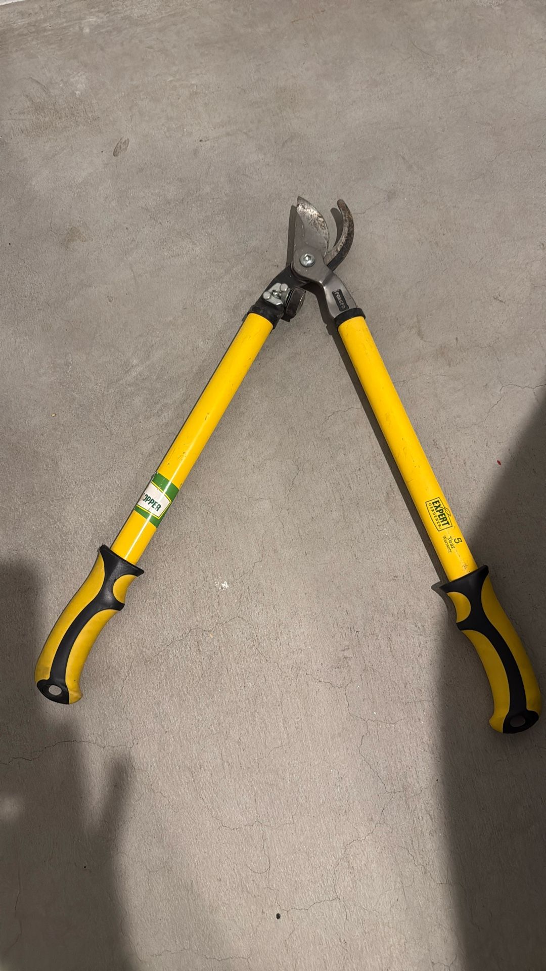 Selling my garden scissor tremors