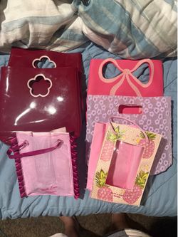 Bath and body gift bags