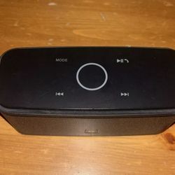 DOSS Bluetooth V4.0 Portable Speaker