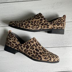 NEW IN BOX Dr. Scholl’s Leopard Print Short Booties, Size 9.5
