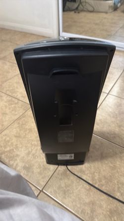 Lasko Motion Heat Plus Ceramic Space Heater - Works Great