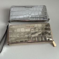 Michael Kors Women’s Wallet Never Used