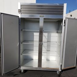 Traulsen G20010 Refrigerator, Get Free Local Delivery One Full-Year Warranty Period. NSF 🇺🇸  Compare At $7200⁰⁰