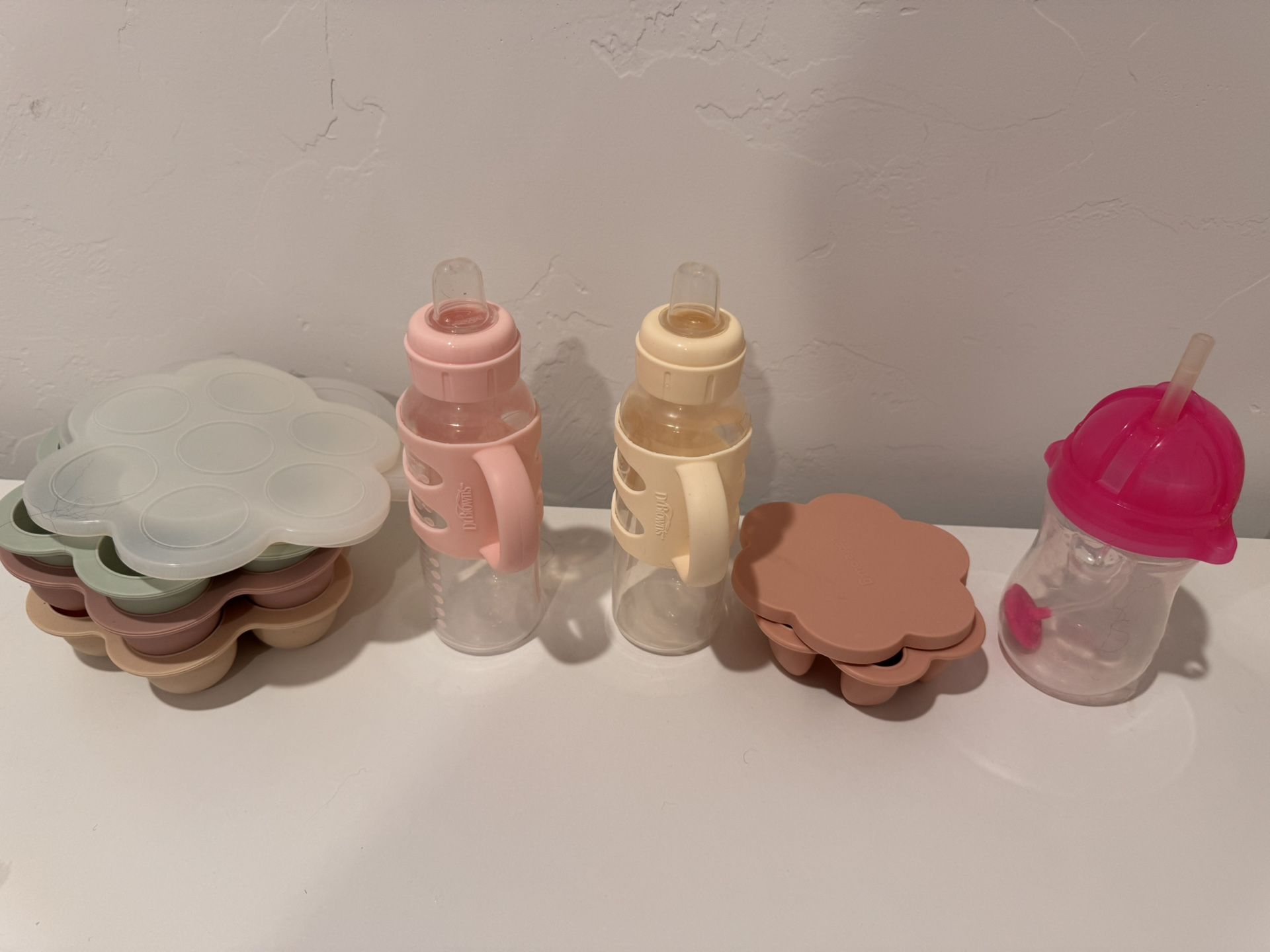 Baby Bottles/ Formula Storage/ Molds 