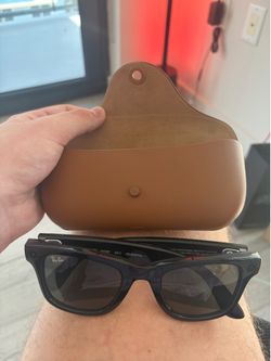 Meta glasses