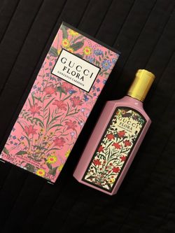 Ladies perfume