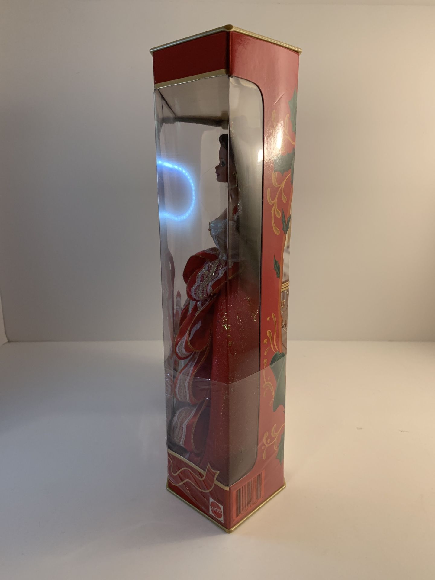 Happy Holidays Special Edition 1997 Barbie Doll With Collector Pamphlet Collectibles