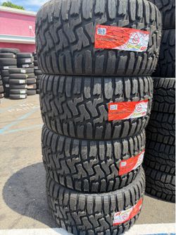 🚘🚨vendo set de llantas Lt 33x14.50 24 mileking tires