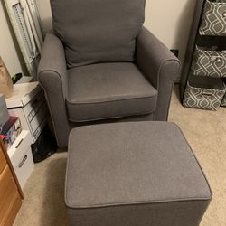 Gliding Chair With Ottoman 