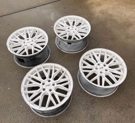 Set of 4 Niche Rims