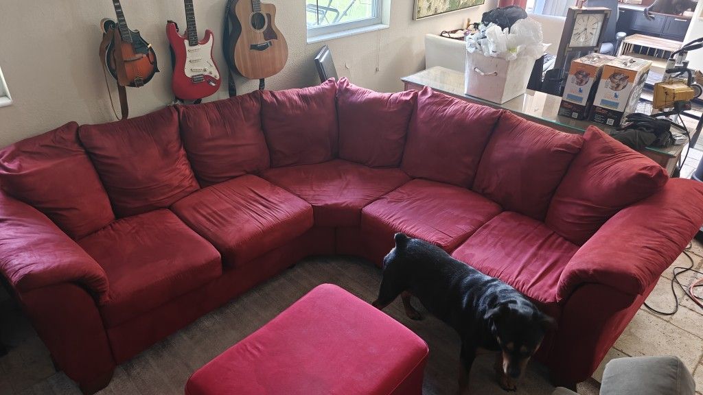 L-sectional sofa w/ optional ottoman