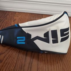 TaylorMade Golf -  Sim2 Driver Head Cover - Black/White/Blue - excellent condition