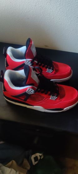 Air Jordan 4 Retro