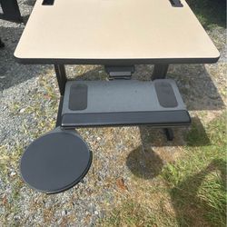 3 College School Desks With Plugins