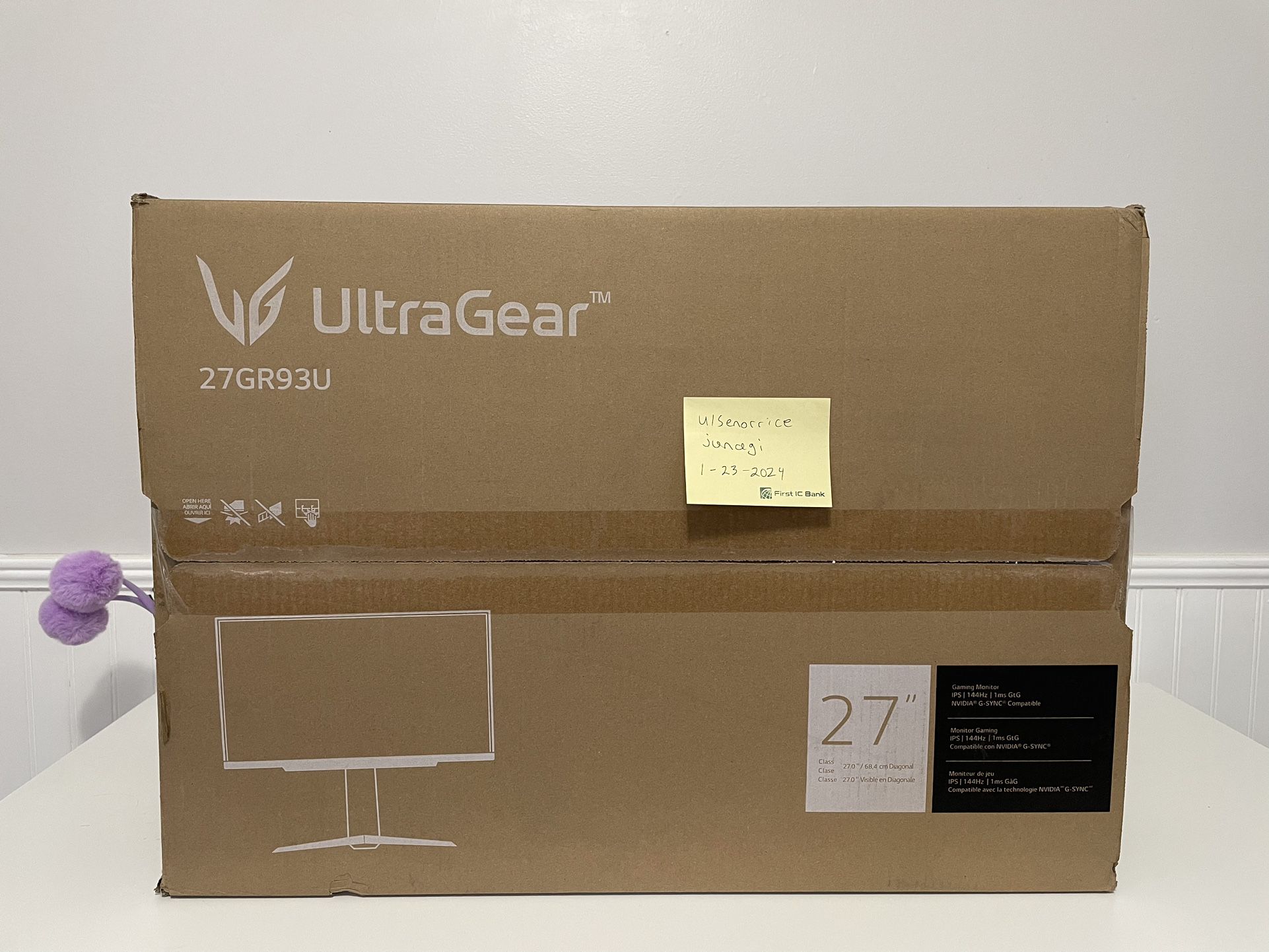 LG Ultragear 27GR93U-B 4K, 144Hz Gaming Monitor
