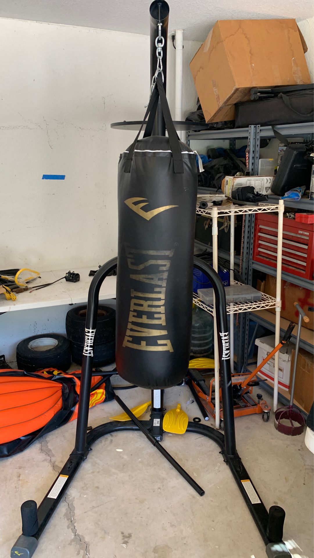Everlast punching bag with speed bag attachment