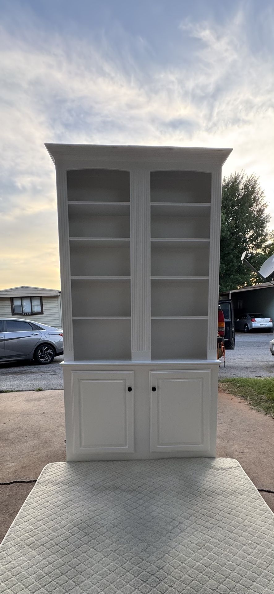 Kitchen Cabinet/ Book Shelf 