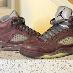 Jordan 5 Retro Burgundy, Size 6Y