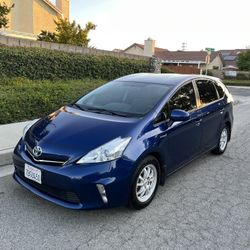 2013 Toyota Prius V