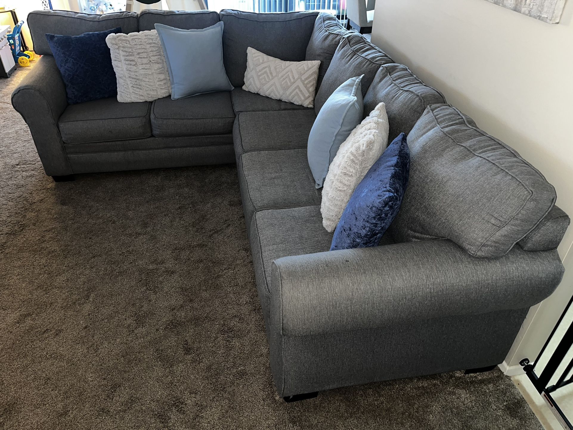 Grey Sectional Couches for Sale in Parma Heights, OH OfferUp