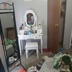 Vanity 