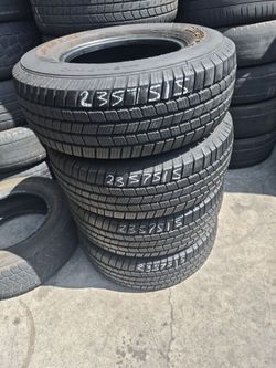 Set 235/75/15 Michelin Defender